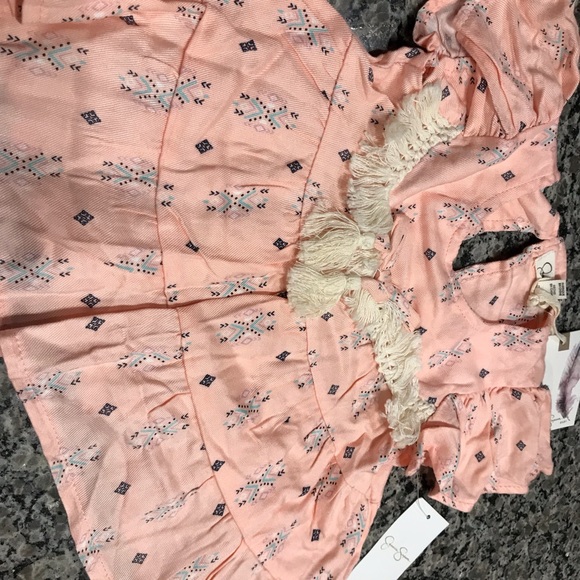 Pretty Pink - Picture 5 of 5